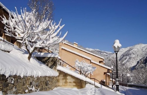 Guillaumes Apartment | Swimming pool, terrace, parking, tv, 51m², Valberg/Beuil
