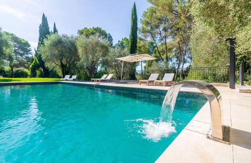 Mougins Villa | Swimming pool villa with large wooded grounds.