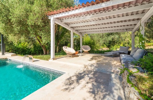 Mougins Villa | Swimming pool villa with large wooded grounds.