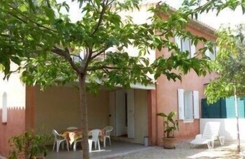 Les Lecques Apartment | T2 35 m² 300m from the Mas des Muriers beach parking and private garden
