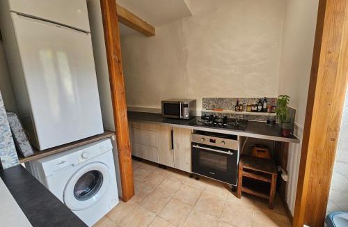 Auribeau Apartment | T2 au calme au cœur du luberon
