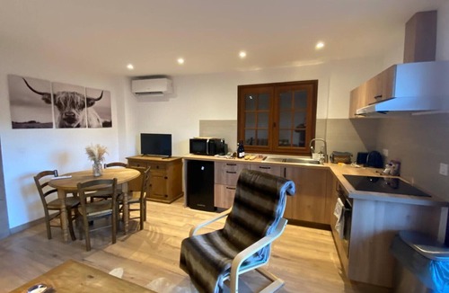 Beuil Apartment | T2 cosy avec cheminée et terrasse - 5 min Valberg