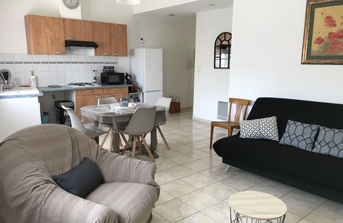 Villeneuve-les-Beziers House | T2 FOR SEASONAL RENTAL