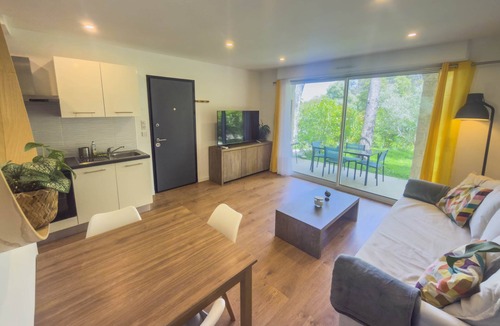Saint-Clement-de-Riviere Apartment | T2 La Pascaline Avec Petit Jardin