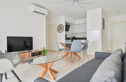 Les Lecques Apartment | T2 NEUF A4 RDJ-PISCINE–ACCÈS DIRECT PLAGES ET CENTRE VILLAGE–