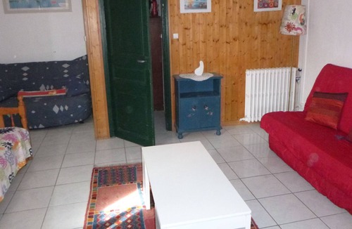 Les Lecques Apartment | T2 on the ground floor in a quiet area, 50 m from the beach and shops
