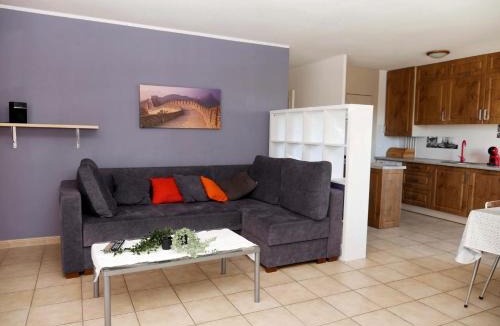 Port Marianne Apartment | T3 Apartment with Parking, Port Marianne, Tram to Centre, Beaches, Montpellier