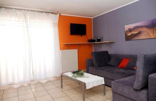 Port Marianne Apartment | T3 Apartment with Parking, Port Marianne, Tram to Centre, Beaches, Montpellier