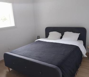 Ceyreste Apartment | T3 avec jacuzzi privé exterieur