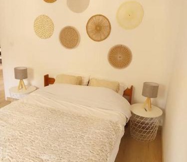 Ceyreste Apartment | T3 avec jacuzzi privé exterieur