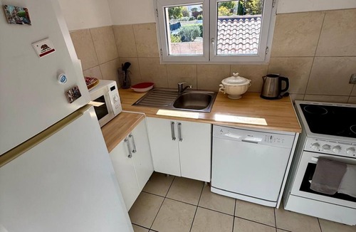Roquefort-la-Bedoule Apartment | T3 villa with terrace - Near Cassis