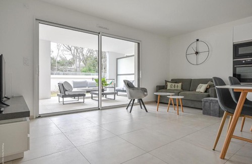 Les Lecques Apartment | T4 NEUF - JARDIN-TERRASSE ET PISCINE – ACCÈS DIRECT PLAGES ET CENTRE VILLAGE – App C 12