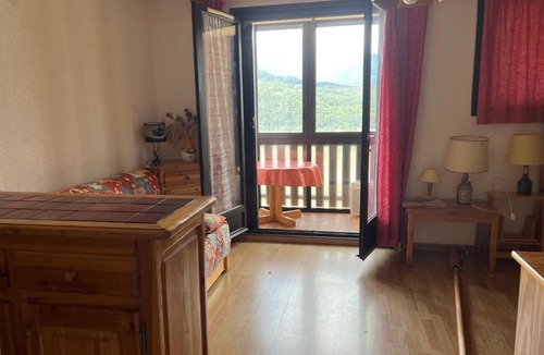 Barcelonnette Apartment | Terrasse Adroit T2 Barcelonnette - Wi-fi gratuit