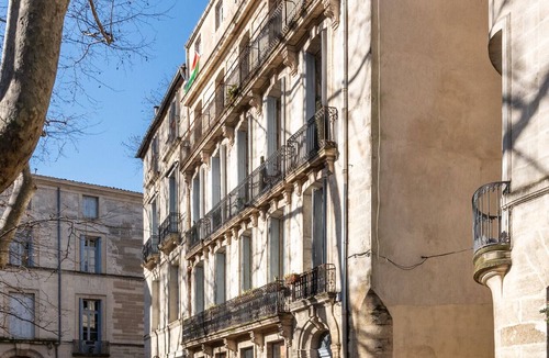 Historic Centre Apartment | Terrasse de la canourgue - Première conciergerie