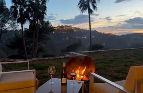 Mougins Villa | Terrific 6-bedroom villa with view of Mougins village