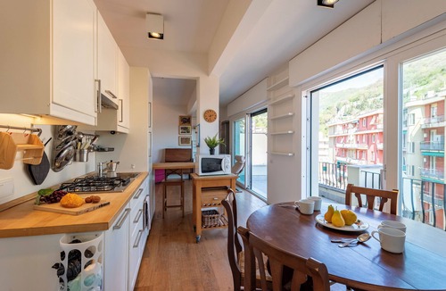 Bogliasco Apartment | The Blue Window Apartment In Bogliasco, Bogliasco, Italy
