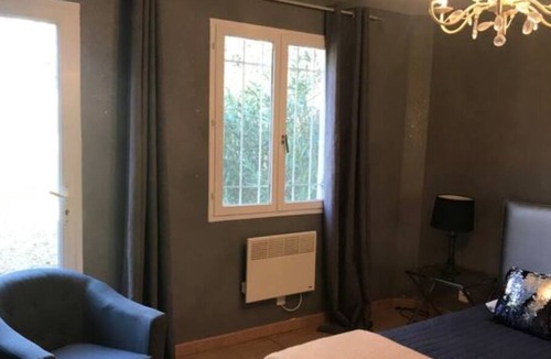 Arles House | The Jasmines - 8 pers. Swimming pool, calm and comfort