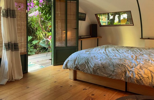 Marseille Bed & Breakfast | The OASIS of the BASKET