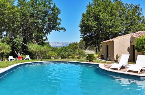 Trets Apartment | The Provencal Escape - Swimming Pool & Nature