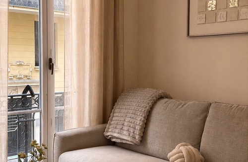 Liberation Apartment | The Suite des Sables Spa Downtown