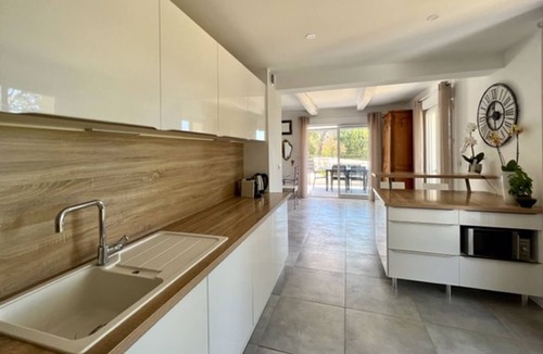 Quartier des Espesses Villa | The Villa of the Sun