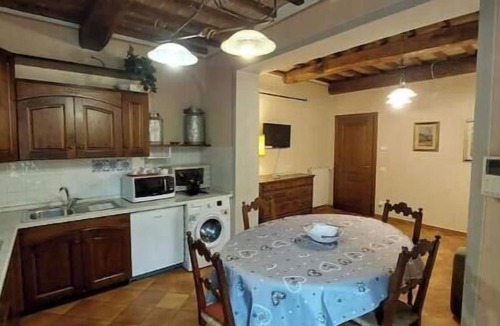 Scarperia e San Piero Apartment | The Writing Desk