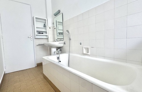 Carnot Apartment | Themis