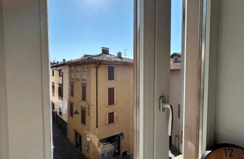 Clusone Apartment | Three-room apartment Clock
