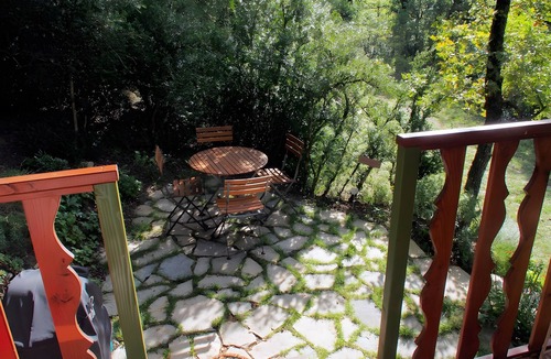 Compeyre House | Tiny Home “Roulotte de Cabrières” with Private Terrace and Garden