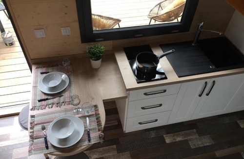 Pelissanne Villa | TINY HOUSE LA FARIGOULE