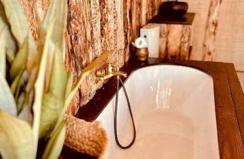 Mauguio Bed & Breakfast | To complete