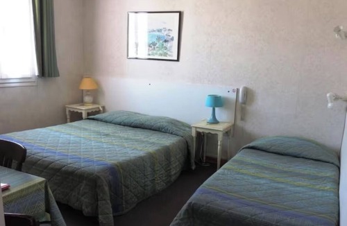 Digne-les-Bains Hotel | Town Center Triple Room | Walk to Local Bistros | 1.8mi to Lake Swimming Basin