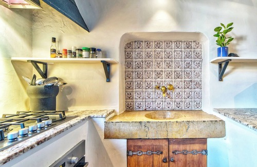 Mougins House | TOWNHOUSE MOUGINS in the old village, fantastic view, sea and mountains