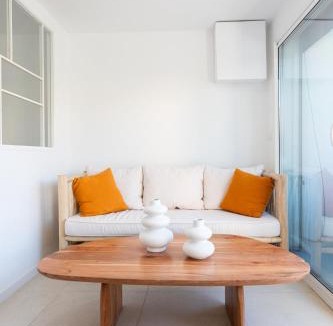 8th Arrondissement Apartment | Très Bel Appartement aux Goudes