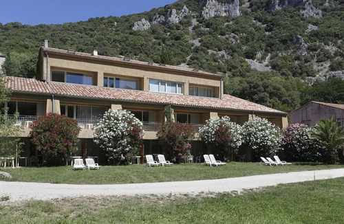 Vallon-Pont-d'Arc Apartment | Trio Retreat in Vallon-Pont-d'Arc