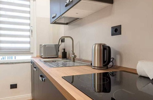 Vanchiglietta Apartment | [Turin-Centre] Loft for 4 people with private garden