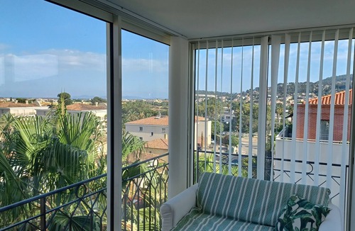 Hyeres Apartment | Two bedrooms duplex in Hyeres, beach town