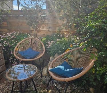 Maussane House | Un air de vignes, jacuzzi privatif, centre maussane