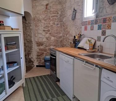 Maussane House | Un air de vignes, jacuzzi privatif, centre maussane