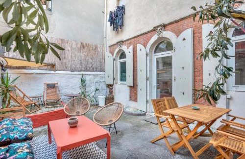 Le Camas Apartment | Un appartement au centre-ville avec cour privé de 35m