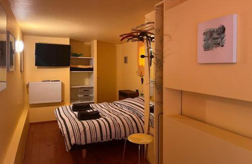 Peyruis House | Un cadre exceptionnel et artistique pour une halte tranquille en Provence