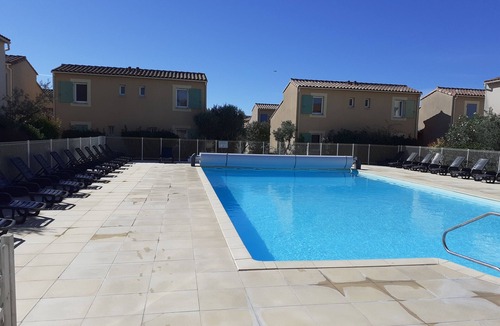 Mouries Apartment | Under the Alpilles sun