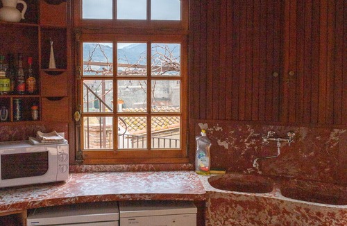 Collioure Villa | Unique house with stunning views of the bay & mountains in old town