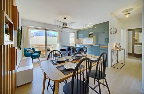 California - Pezou Apartment | Upstays Croisette Terrace 47m² Apartment