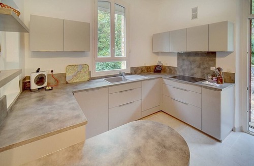 California - Pezou Villa | Upstays Terrace Garden 100m² Villa Center