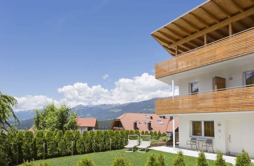 Riscone Apartment | Vacation apartment Bruneck, ideal for bikers & hikers, garage, Cron 4 sauna & pool