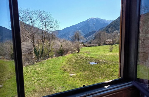 Saint-Martin-Vesubie Ski Chalet | Vacation home near village