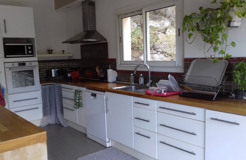 Castelli Villa | Vacation home on the Côte d'Azur, with swimming pool, swing, trampoline