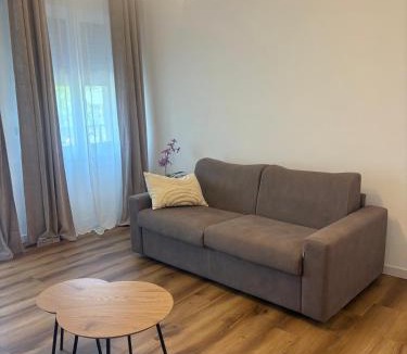 Roe Apartment | Valley House
