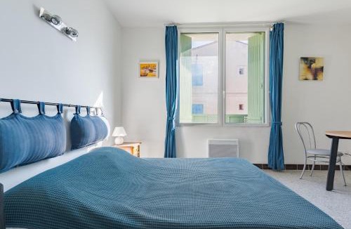 Charleval Apartment | Vaste studio de 22 m centre -n1
